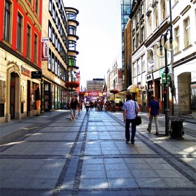 Sidewalk near the marketplace (6:51)
