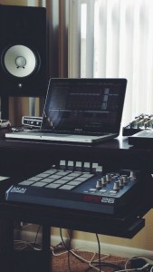 studio life DJ