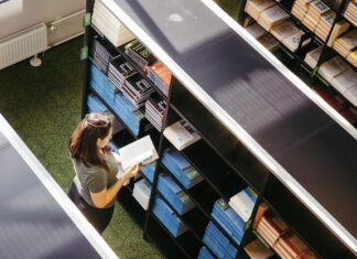Sample Library vs. Sample Pack: Finding the Perfect Fit for Your Music Production Workflow