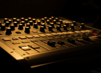 Vintage Drum Machine Samples Hip Hop Production: Classic Beatmaking Tips
