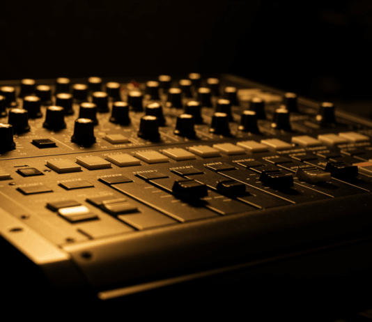 Vintage Drum Machine Samples Hip Hop Production: Classic Beatmaking Tips